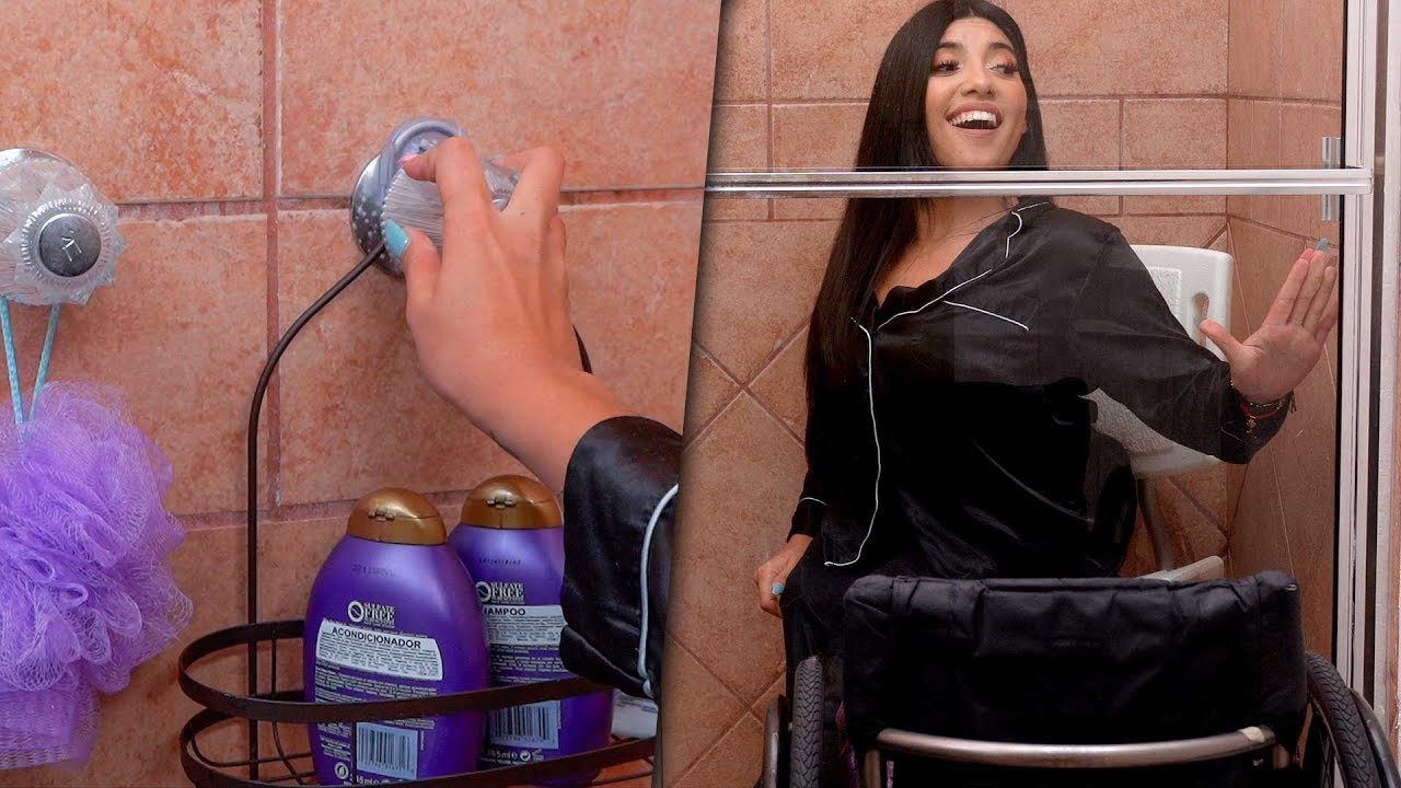 como se baña una persona en silla de ruedas