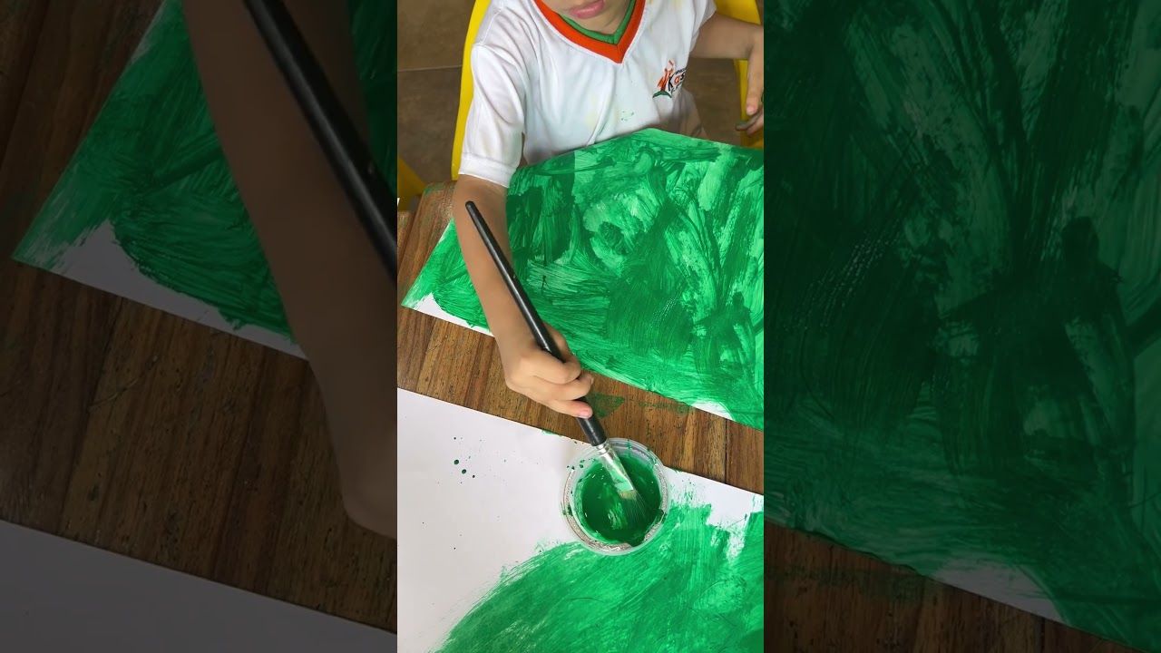 imagenes de niños pintando con temperas