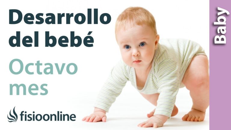 que hacen los niños de 8 meses